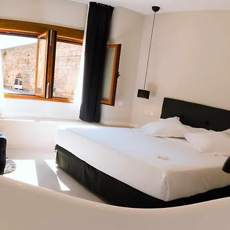 El Silencio Boutique 4*